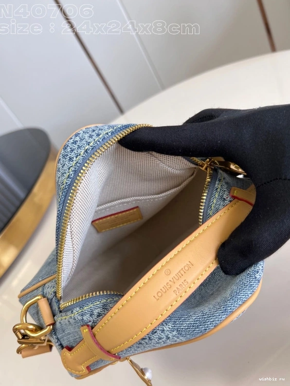 WIS VUITTON LOUIS Messenger-24*24*8CM Chess 1229